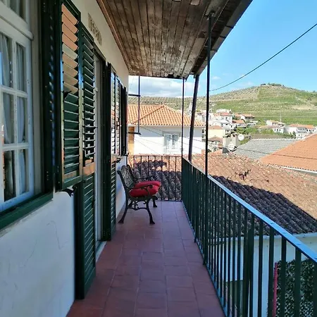 בית נופש Douro Valley - Casa Da Praca Ervedosa do Douro